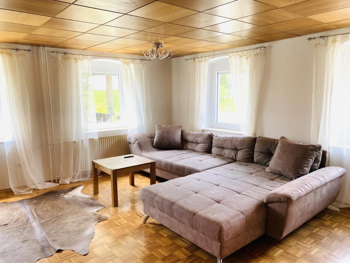 Ferienwohnung Ellenweiler Bis 15 P FDH Exterior foto